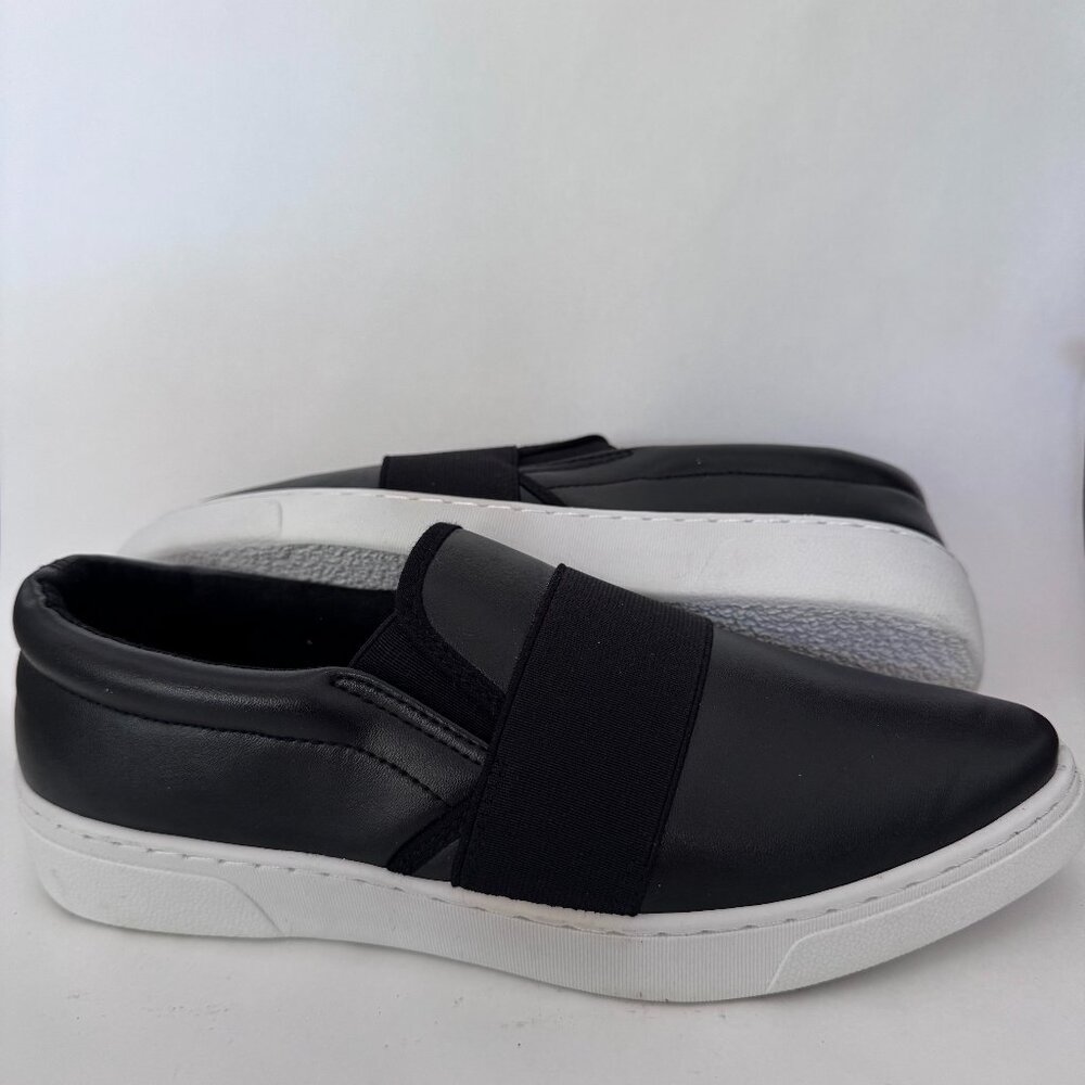 Qupid Women's Black Slip on Shoes NEW Size 7